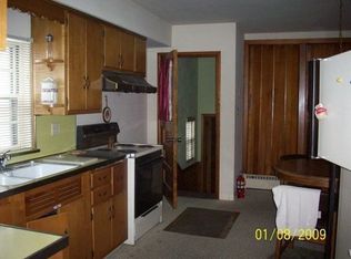 111 S Main St, Nappanee, IN 46550