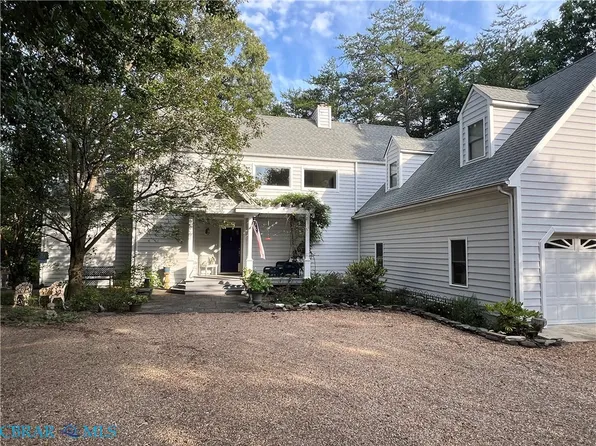 148 Osprey Ln, Locust Hill, VA 23092