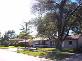 9826 S Normandy Ave, Oak Lawn, IL 60453