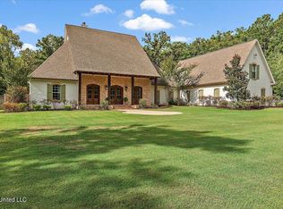 623 Forest View Ln, Brandon, MS 39047