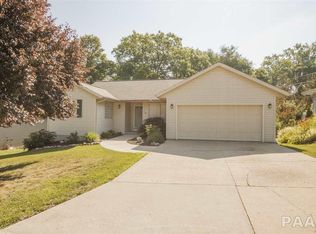 104 N Sanderson Ave, Bartonville, IL