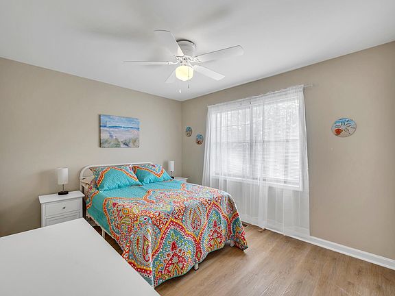 5th image of 713 67th Ave N APT H