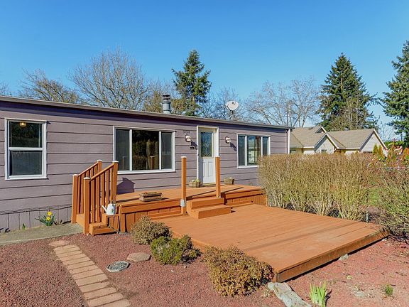 2nd image of 10914 NE 26th St