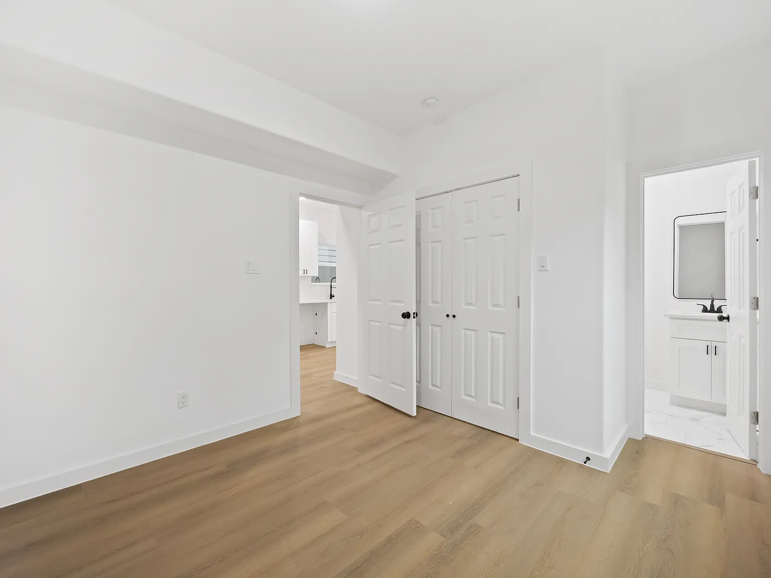3 bed, 2.5 bath, 1500 sqft, $1,750 — Photo 4
