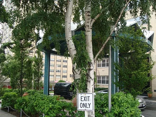 Sold by Benjamin Realty Since 1980 | media 22