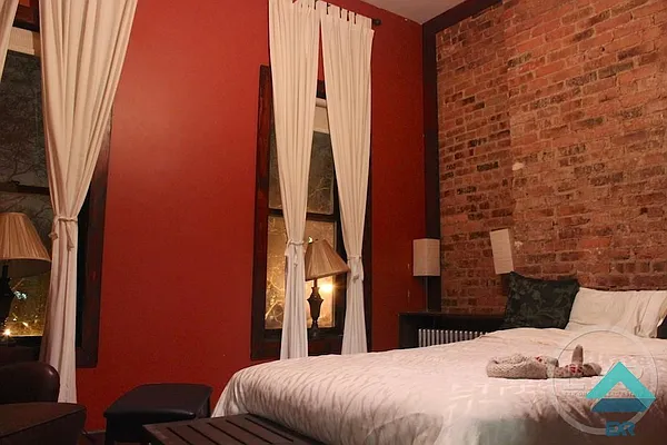 Rented by EXR | media 1