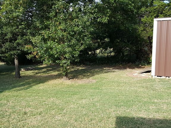 3rd image of 1199 Squire Dr