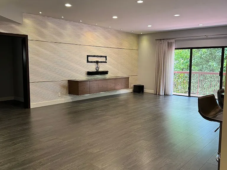 12540 Burbank Blvd #103 — Photo 5