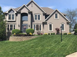 10592 Aeronca Ln, McCordsville, IN 46055