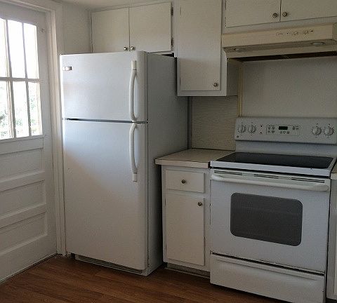 4th image of 443 NE 195th St APT 435