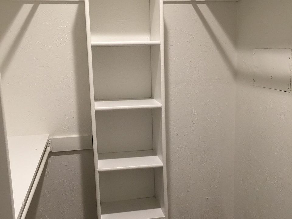 2nd image of 3081 W Walnut Hill Ln APT 112