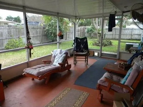 160 Carib Dr, Merritt Island, FL 32952