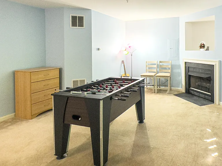 2029 Ashleigh Woods Ct — Photo 32