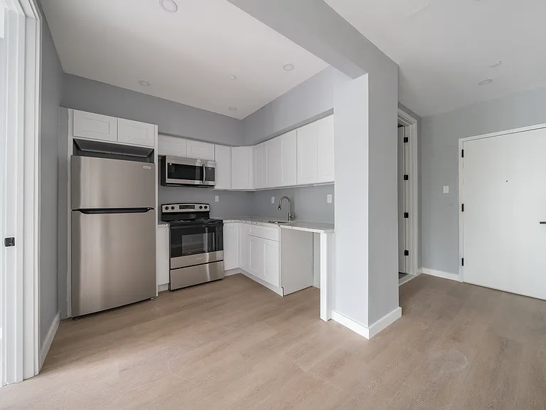 3511 Farragut Rd #3A — Photo 4