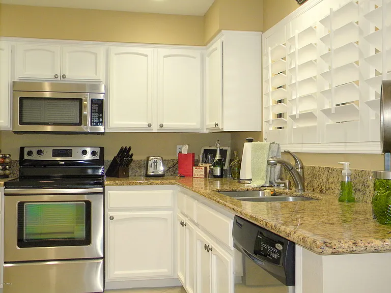 9707 E Mountain View Rd #1410 — Photo 8