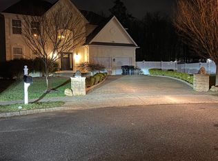 121 Summerbrooke Ct, Sicklerville, NJ 08081