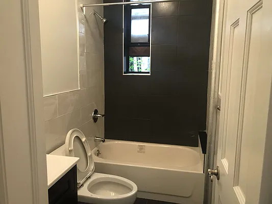 Rented by null | media 16