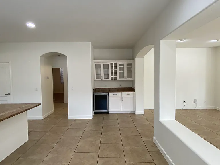 1818 W Glenhaven Dr — Photo 7
