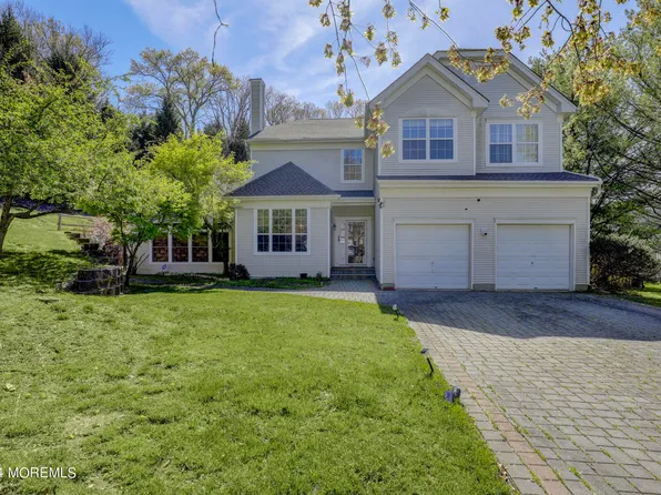 33 Berkley Court, Marlboro, NJ 07746