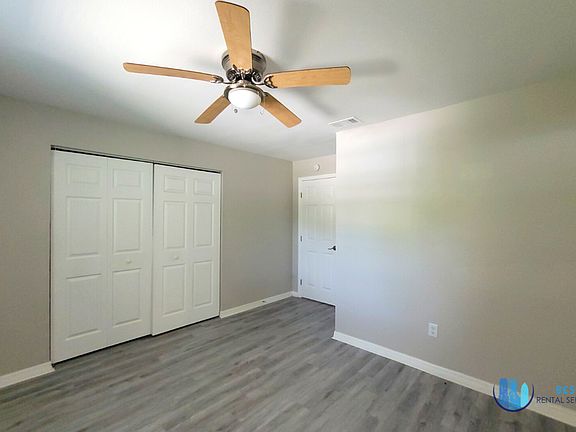 4th image of 4030 32nd St N APT A