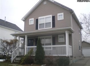 2229 E 68th St, Cleveland, OH
