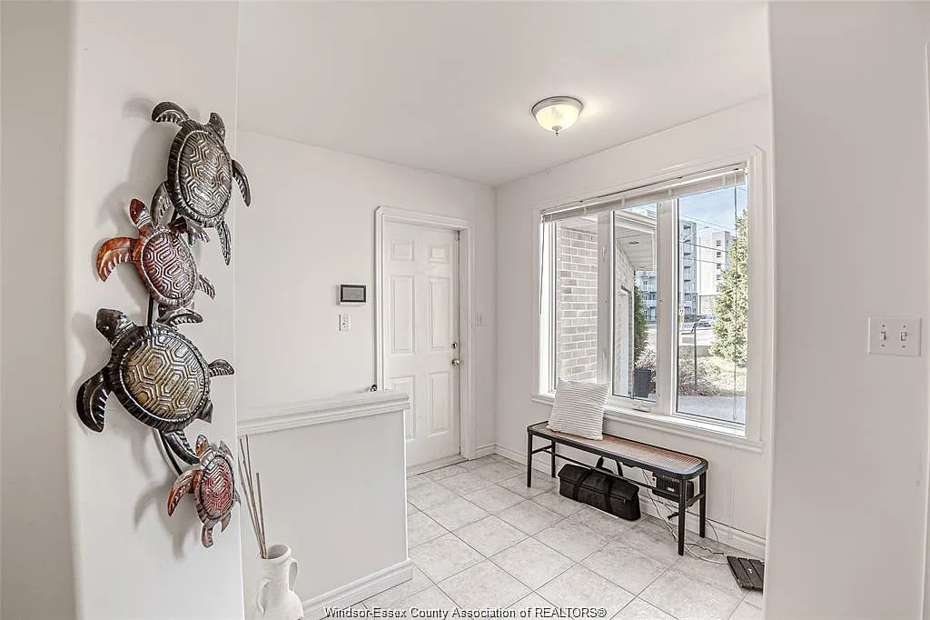 2 bed, $2,200 — Photo 3