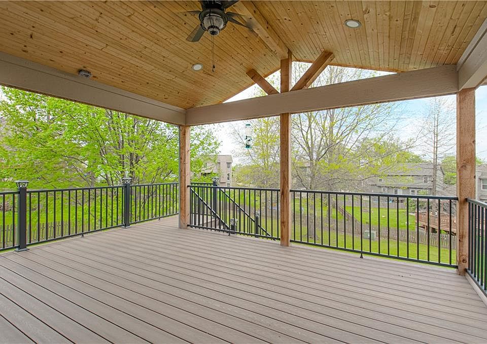 1st image of 1004 Aspen Dr