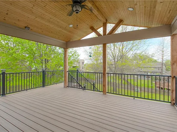 1004 Aspen Dr, Liberty, MO 64068