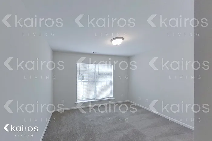 822 Heather Dr — Photo 8