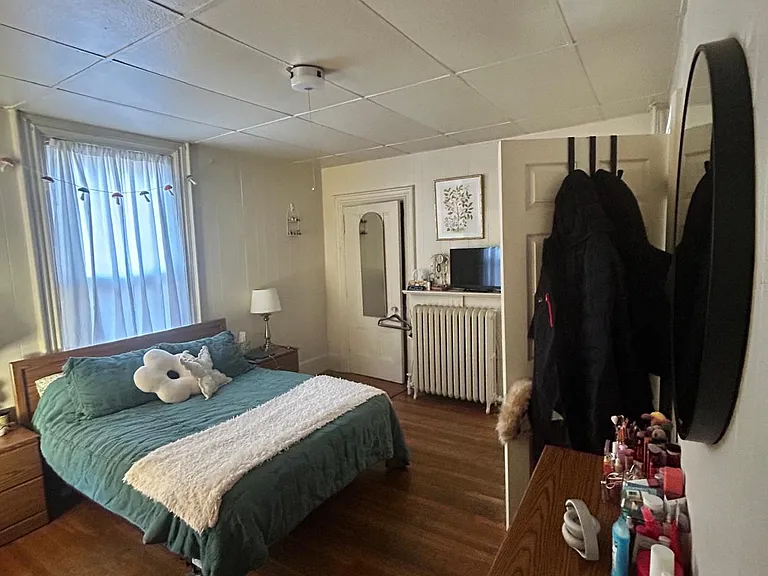24 Mount Vernon St #1 — Photo 2