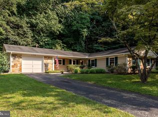 1722 Torrington Pl, Crofton, MD 21114