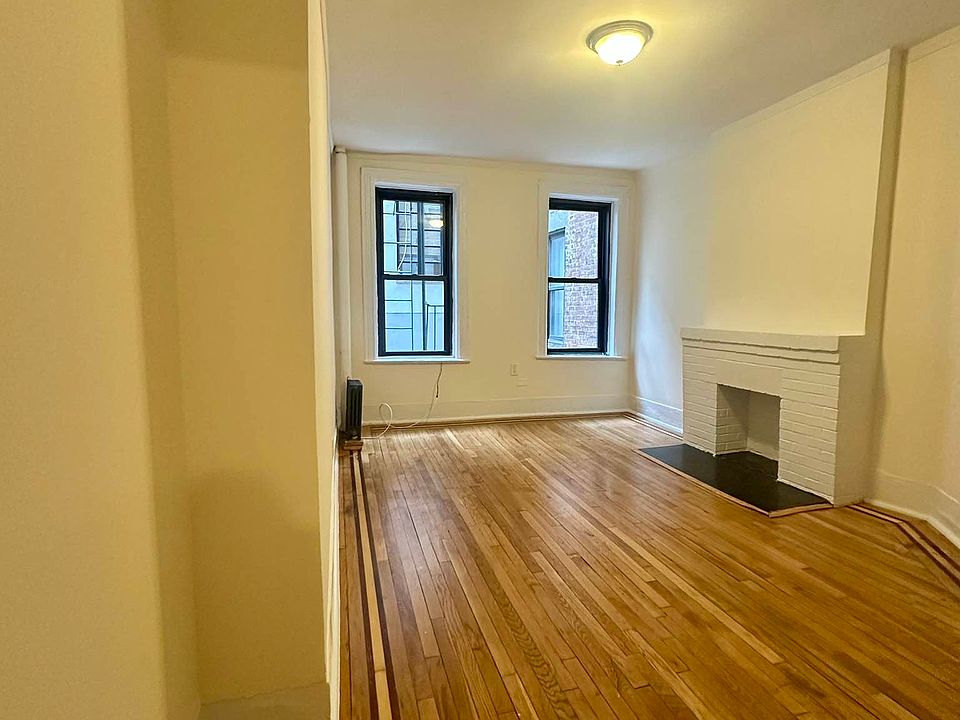 1st image of 49 Grove St APT 2A