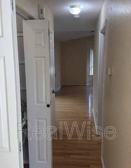 1951 SW Betty Ln — Photo 16