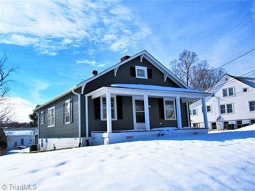 2nd image of 121 N Jonesville Blvd