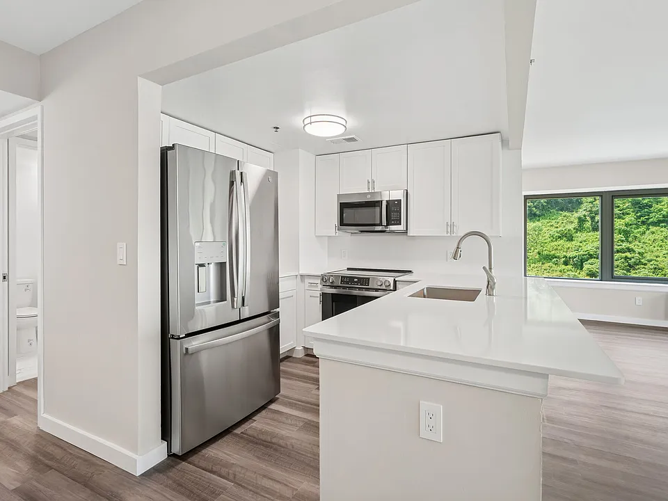 Half Moon Harbour apartments community photo