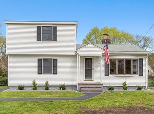 33 Oak Hill Rd, Westford, MA 01886