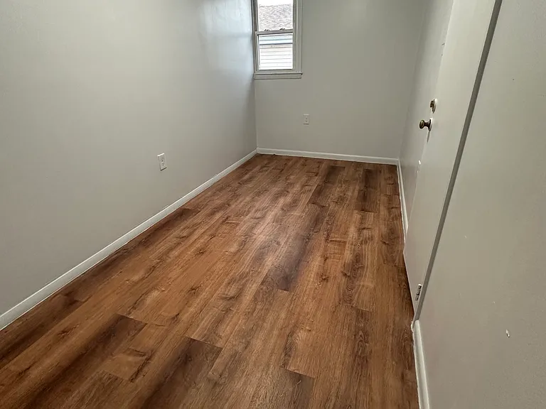 10 Anderson Ave #2 — Photo 3