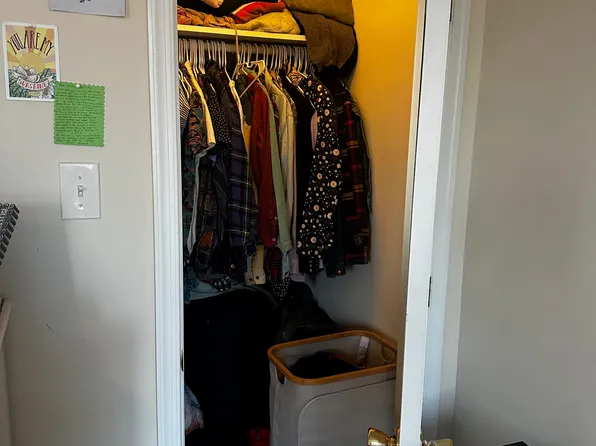 4613 Woodland Ave Floor 3, Philadelphia, PA 19143