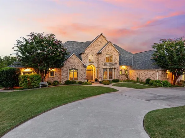 1217 Inverness Cir, Shawnee, OK 74801