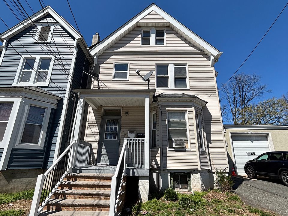 1st image of 251 Watchung Ave W #2