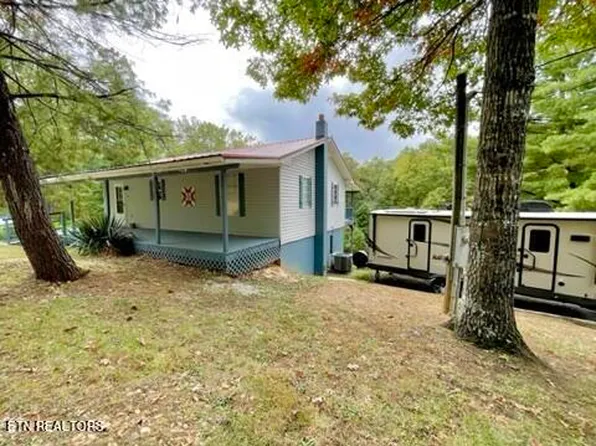 5932 Omega Dr, Tallassee, TN 37878