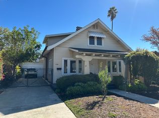 216 S Greenwood Ave, Pasadena, CA 91107