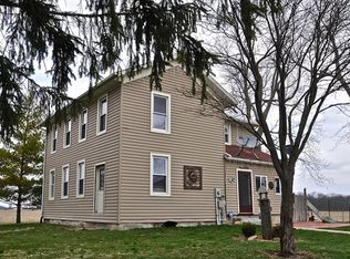 139 Loop Rd, West Manchester, OH 45382