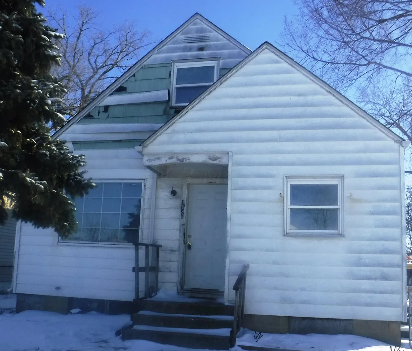 1686 N Jefferson Ave photo 1