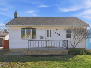 818 Hazel St, Auburn, IN 46706