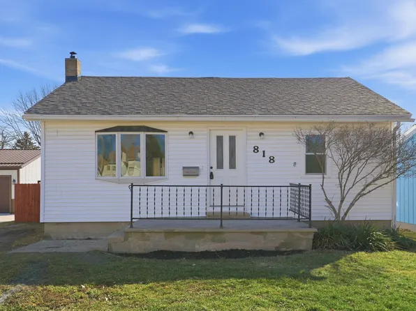 818 Hazel St, Auburn, IN 46706