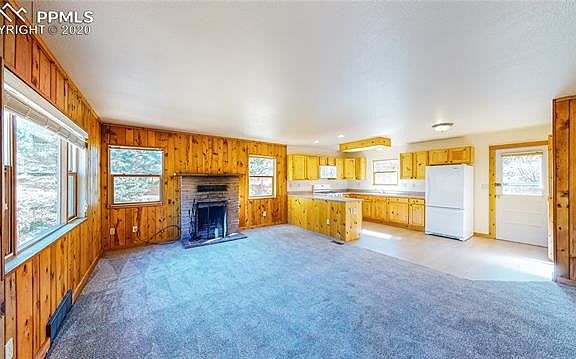 4th image of 7080 Iona Ave