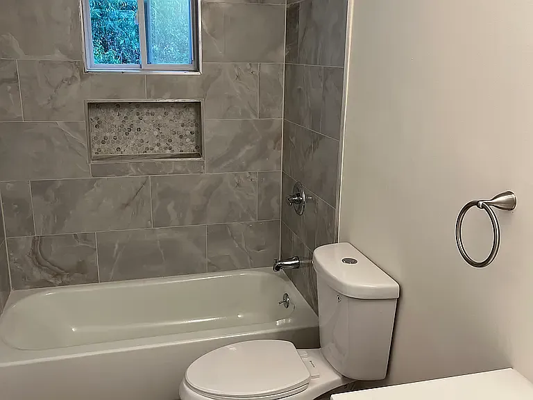 320 Camfield Ct SW — Photo 7