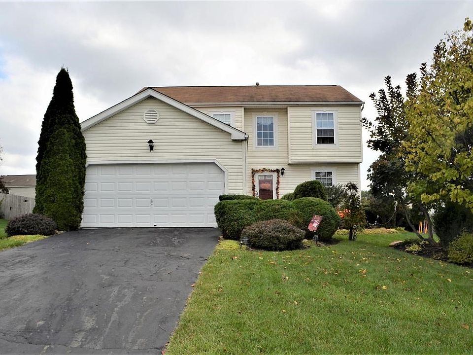 1st image of 218 N Bend Dr