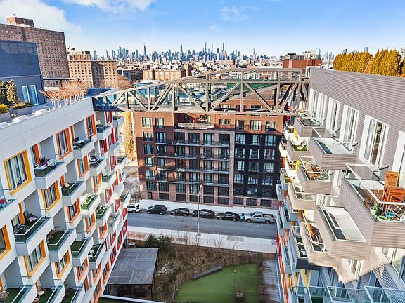 4th image of 10 Montieth St APT 377